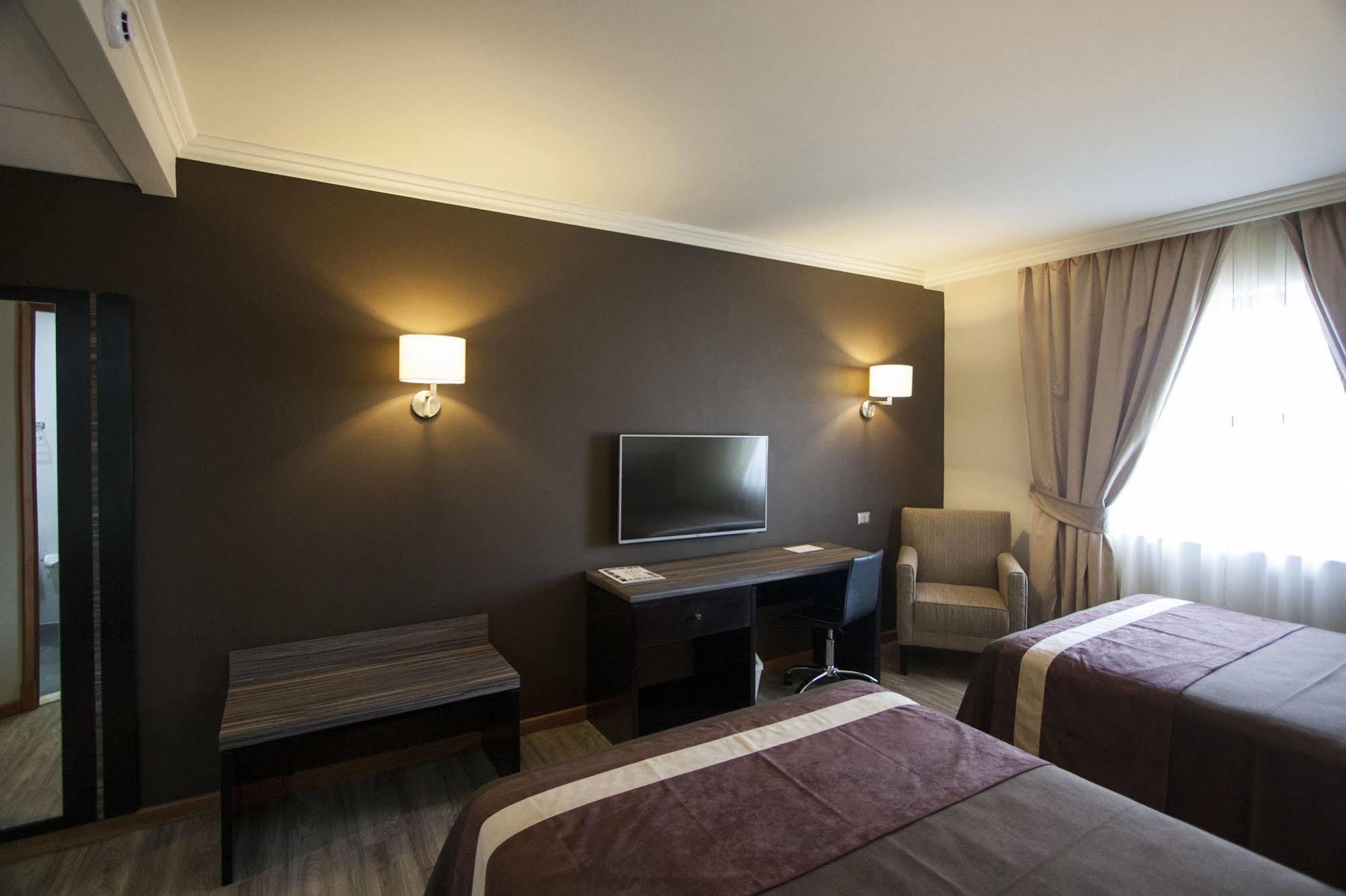 Hotel Diego De Almagro Osorno Eksteriør billede